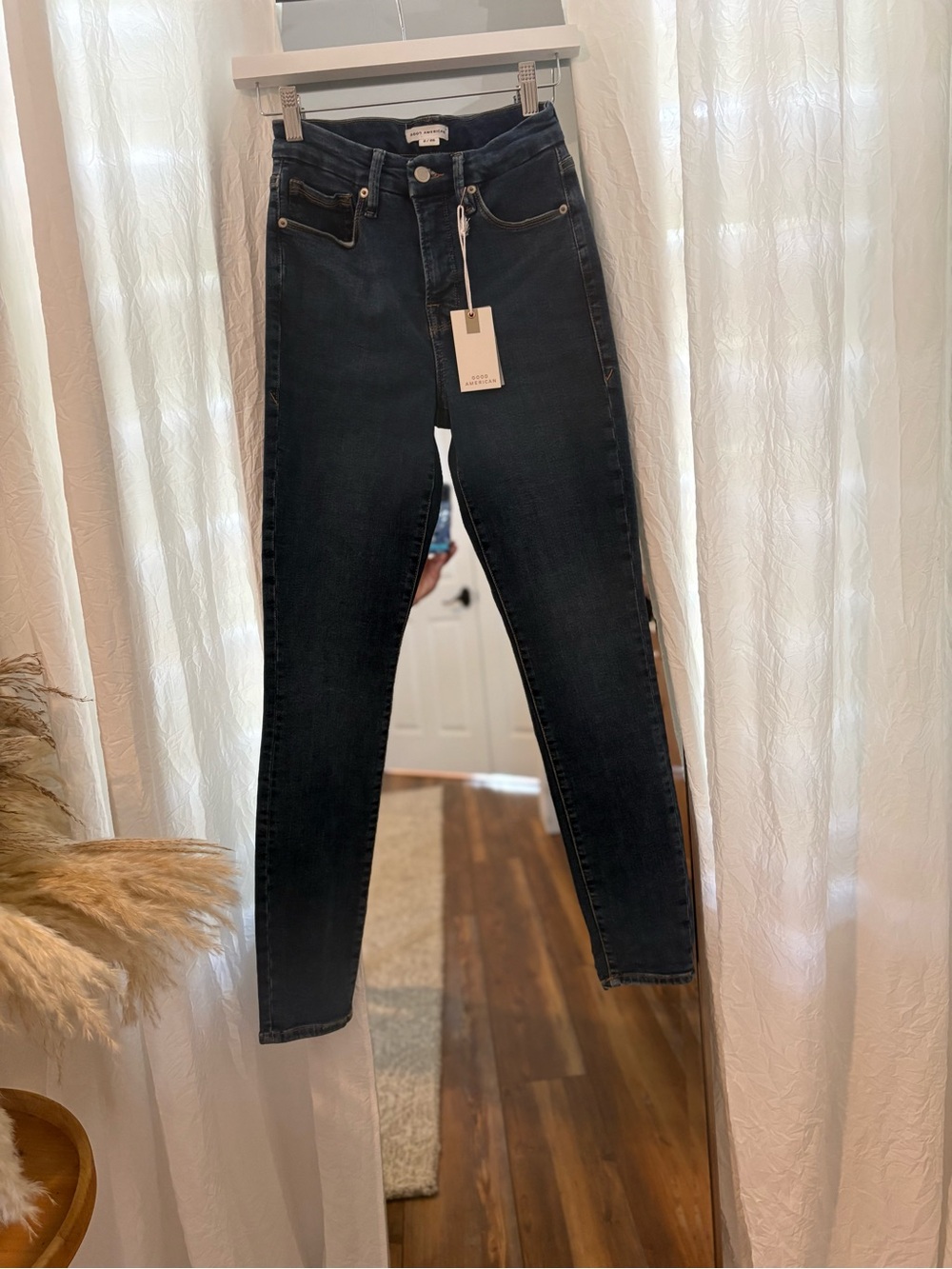 Good American Dark Wash Skinny Jeans